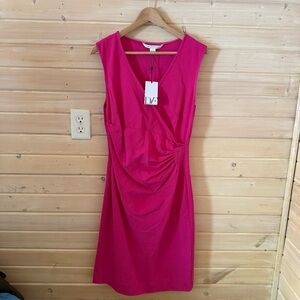 NWT Diane VonFurstenberg Layne Dress in Vivid Pink Sz 10